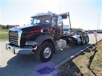 2026 Mack GR64B