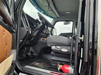 2025 Kenworth T880
