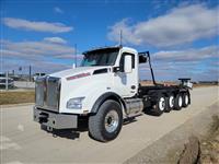 2023 Kenworth T880