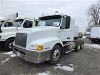 2002 Volvo VNM