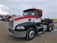 2013 Mack CXU613