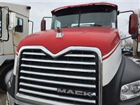 2013 Mack CXU613