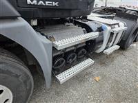 2013 Mack CXU613