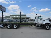 2005 Mack CV713