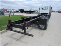 2013 Mack GU813