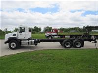 2013 Mack GU813