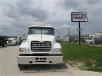 2007 Mack CV713