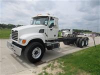 2007 Mack CV713