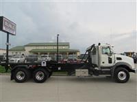 2026 Mack GR64B