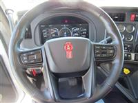 2025 Kenworth T880