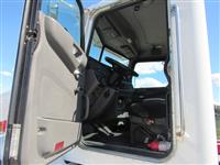 2016 Peterbilt 365 6x6