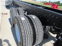 2016 Peterbilt 365 6x6