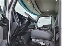2024 Kenworth T880