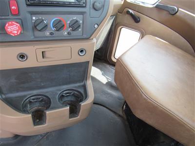 2014 Mack GU813