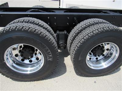 2014 Mack GU813