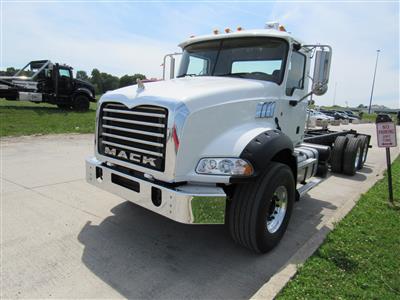 2013 Mack GU813