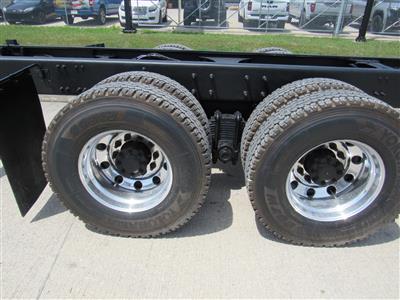 2013 Mack GU813