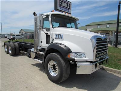 2013 Mack GU813