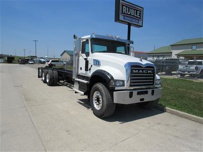 2015 Mack GU713