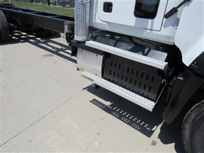 2015 Mack GU713