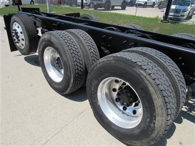 2015 Mack GU713