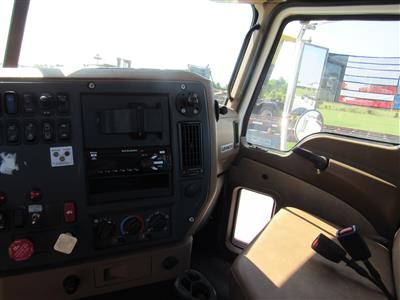 2013 Mack GU713