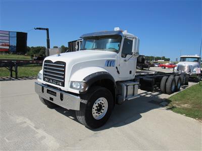 2013 Mack GU713