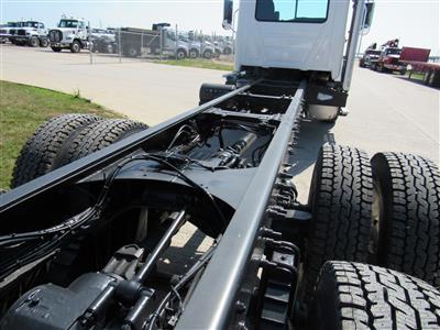 2013 Mack GU713