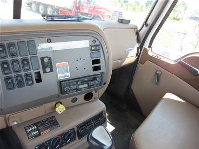 2006 Mack CV713