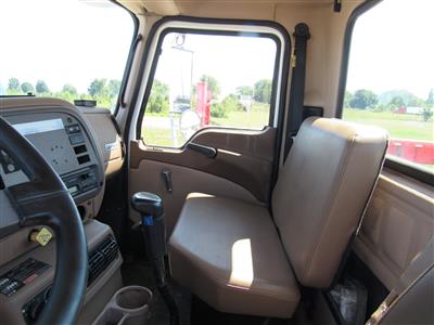 2006 Mack CV713