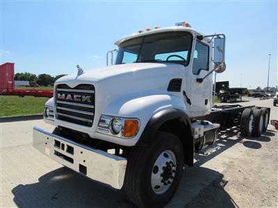2006 Mack CV713