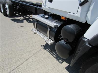 2006 Mack CV713