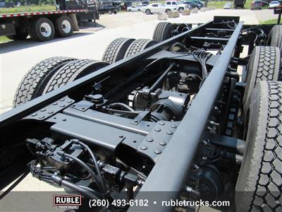 2015 Mack GU713