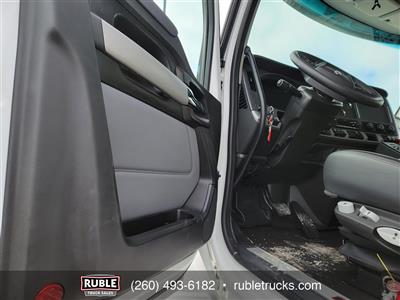 2023 Kenworth T880