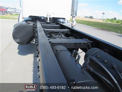 2016 Peterbilt 365 6x6