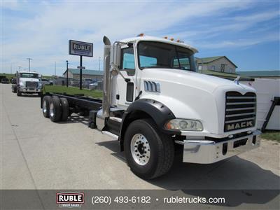 2014 Mack GU813