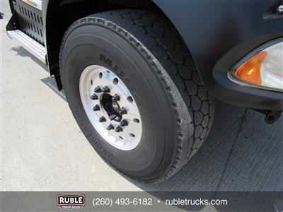 2014 Mack GU813