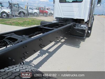 2013 Mack GU813