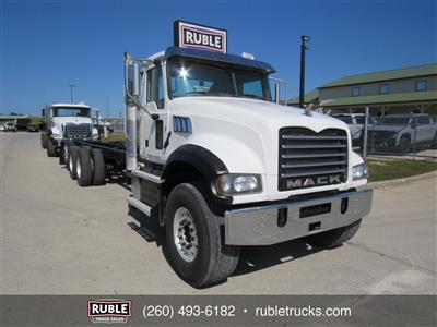 2013 Mack GU713