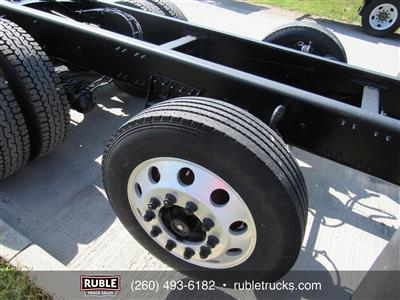 2013 Mack GU713