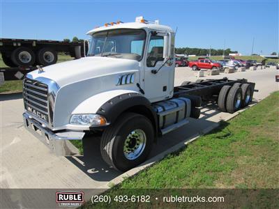 2013 Mack GU813