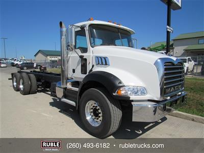 2013 Mack GU813