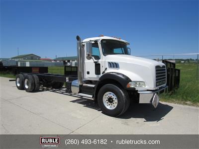 2013 Mack GU813