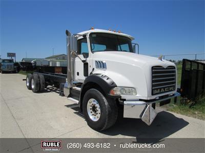 2013 Mack GU813