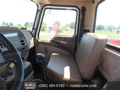 2006 Mack CV713