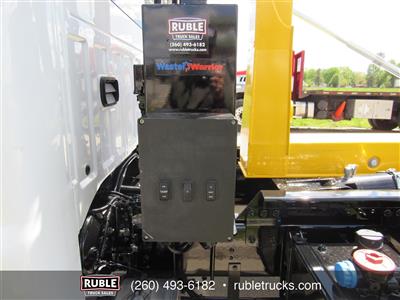 2025 Ford F750