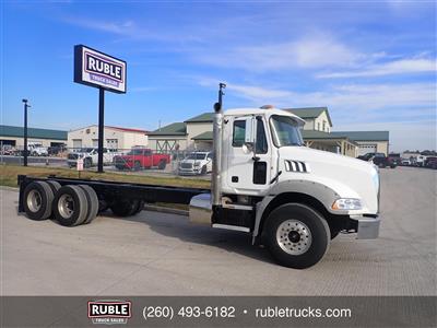 2013 Mack GU813