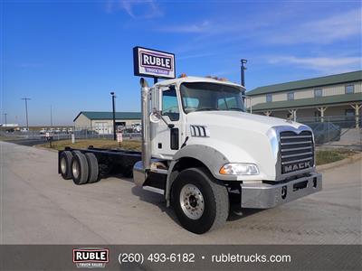 2013 Mack GU813