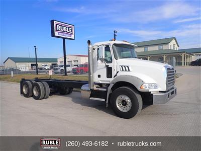 2013 Mack GU813