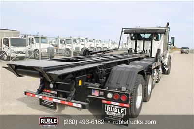 2023 Kenworth T880